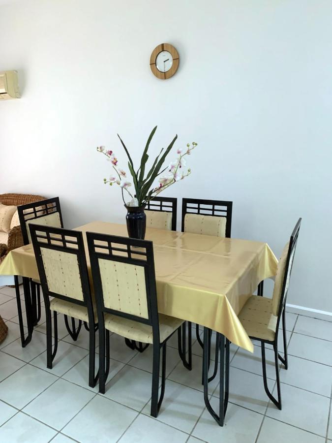 Lovely Beachfront Boutique Apartment Flic en Flac Exterior foto